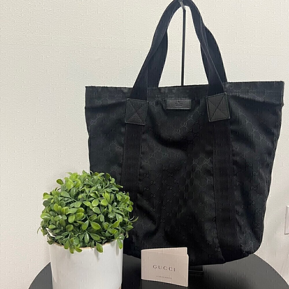 Authentic  Gucci GG Joy  Black tote bag - Picture 2 of 13